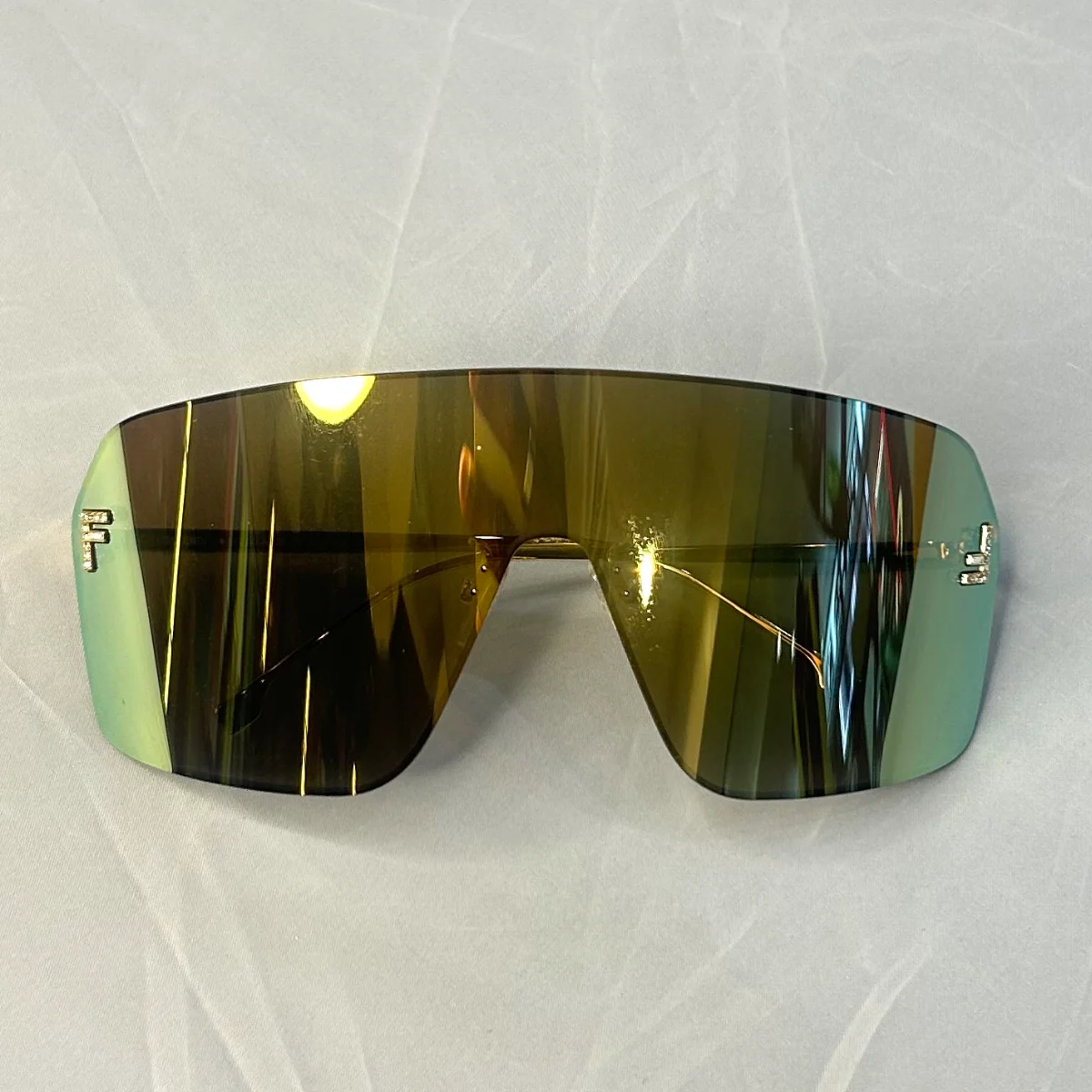 Fendi Shied Sunglasses
