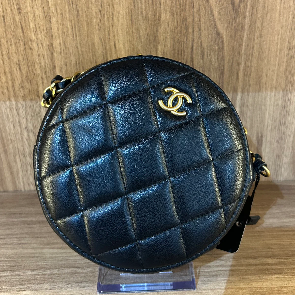 Round Clutch with Chain
